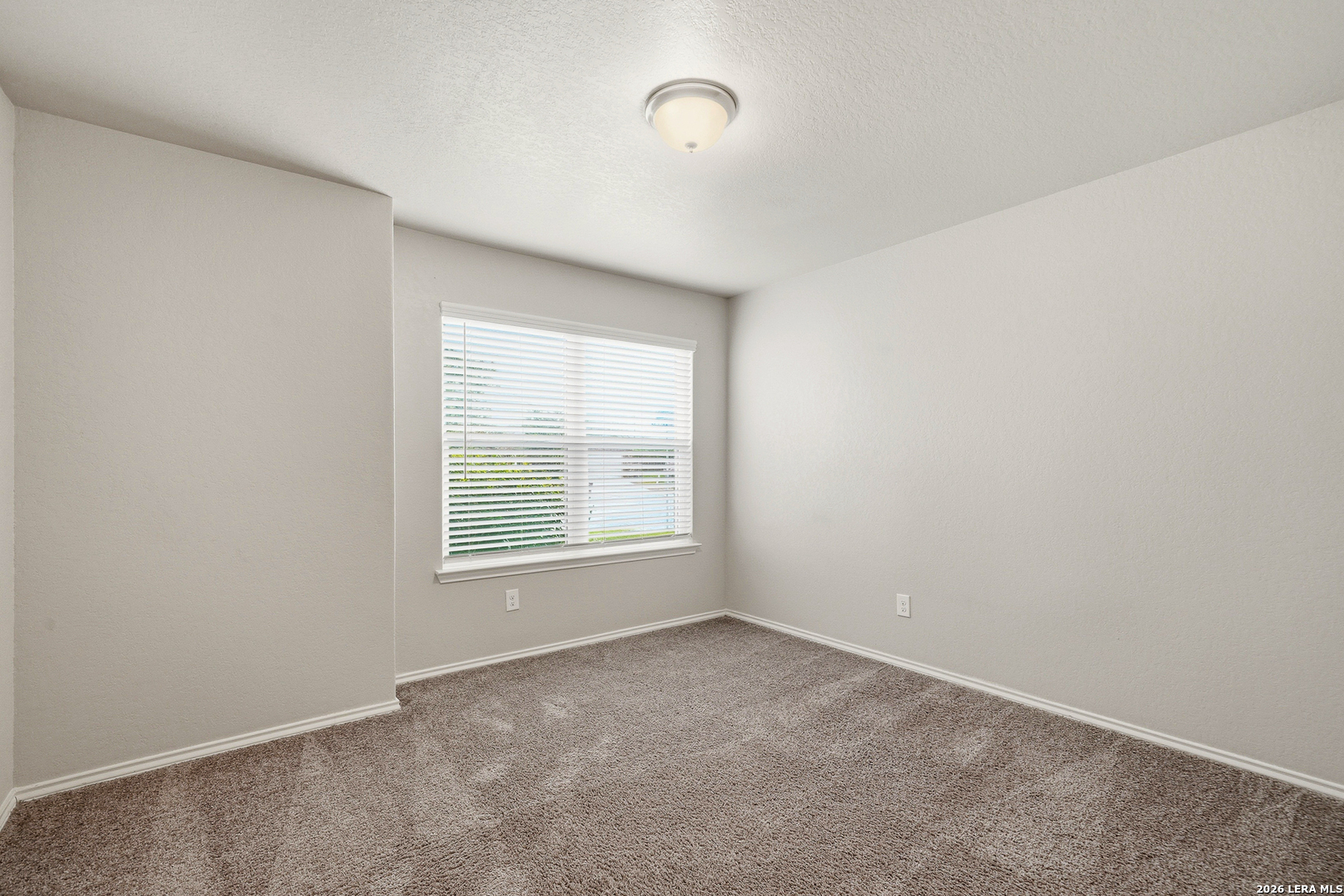 7610 Twin Pine Converse TX 78109