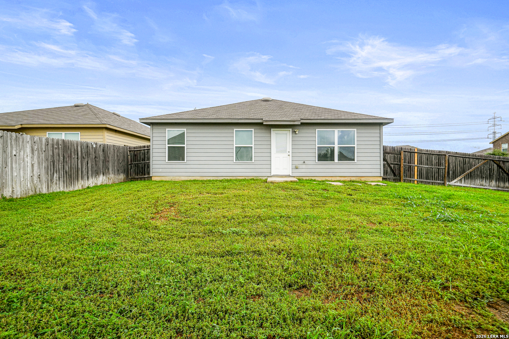 7610 Twin Pine Converse TX 78109