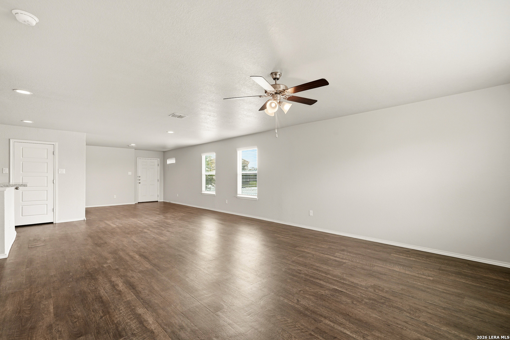 7610 Twin Pine Converse TX 78109