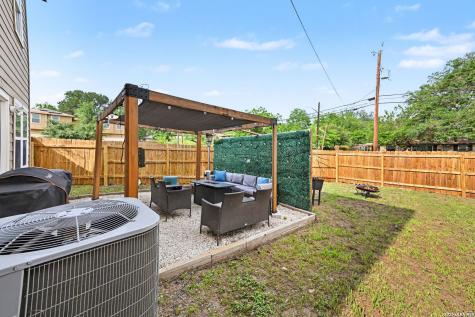 12 Oak Plaza San Antonio TX 78216