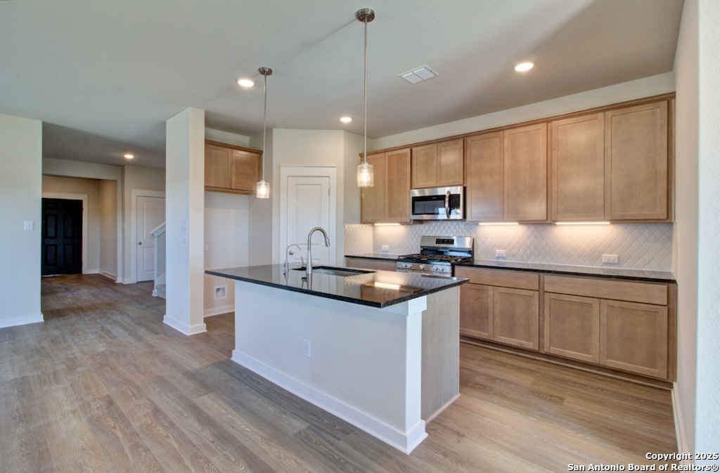 108 Silverlake Camp San Antonio TX 78253