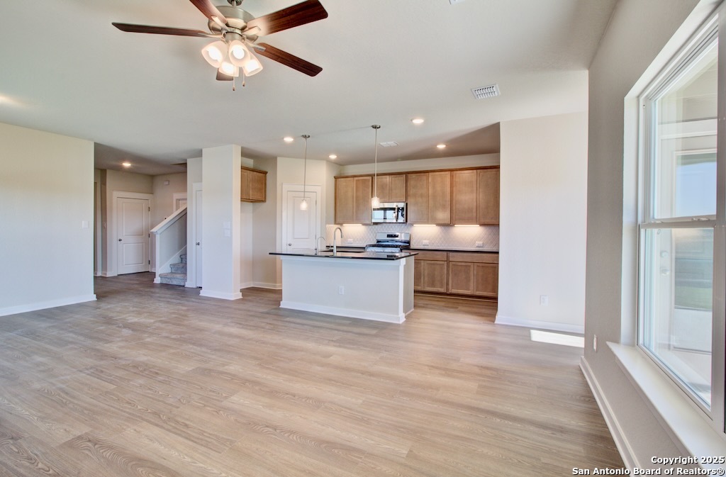 108 Silverlake Camp San Antonio TX 78253