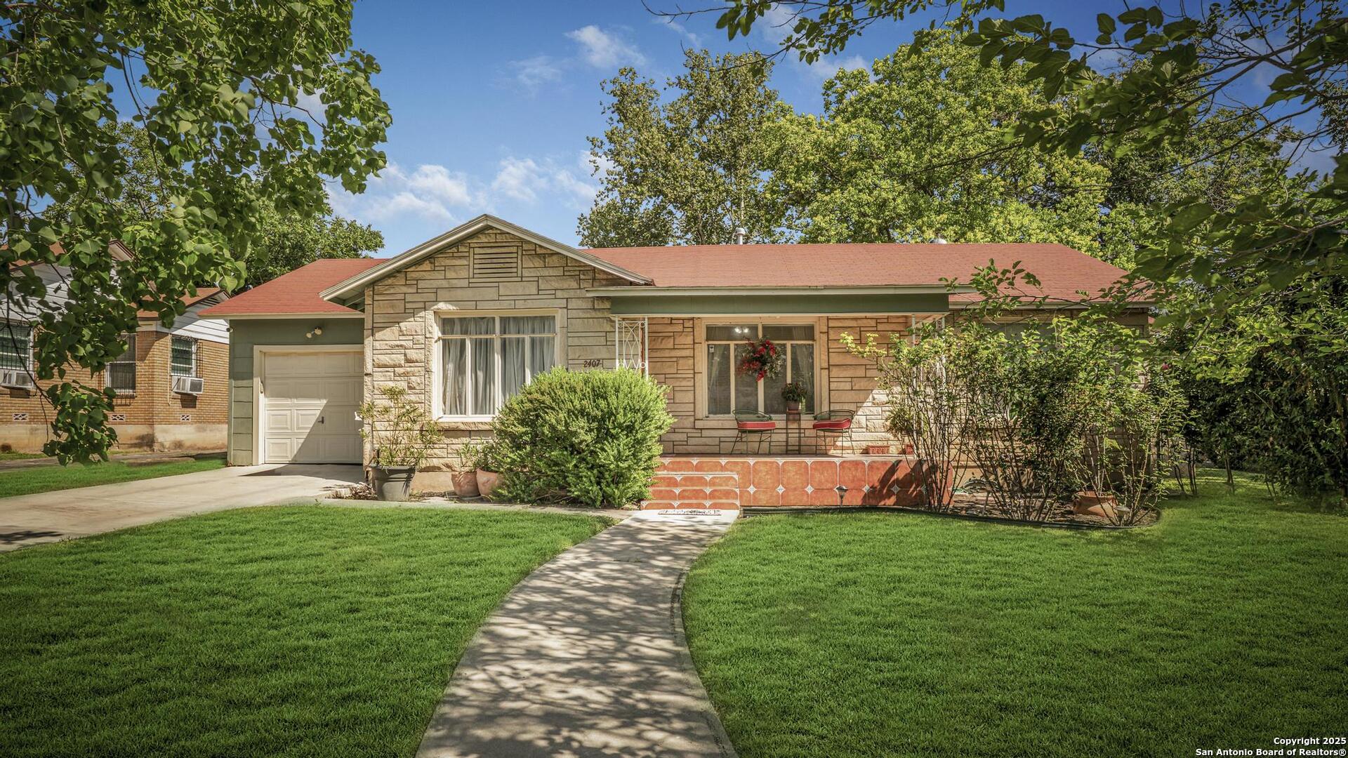 2407 W Kings Highway San Antonio TX 78228