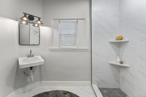 2414 Texas Avenue San Antonio TX 78228