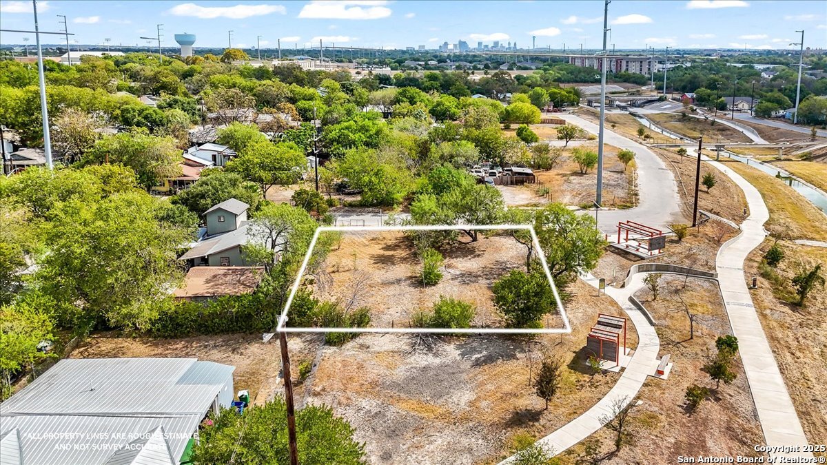 331 N San Ignacio San Antonio TX 78237