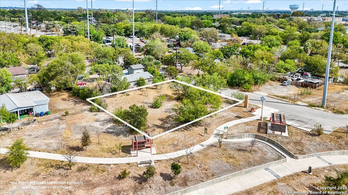 331 N San Ignacio San Antonio TX 78237