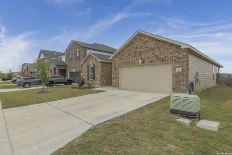 417 Cordova Crossing Seguin TX 78155