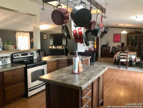 18703 County Road 5736 Castroville TX 78009