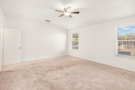 1803 Emerald Edge San Antonio TX 78245