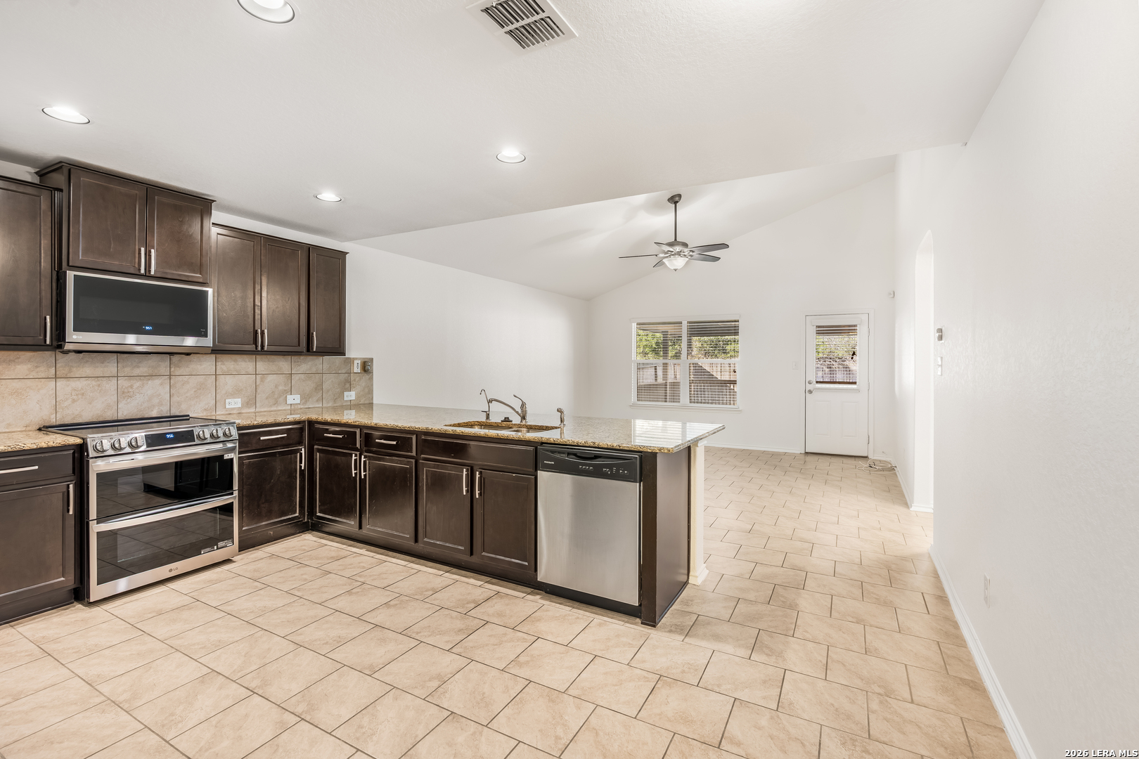 1803 Emerald Edge San Antonio TX 78245