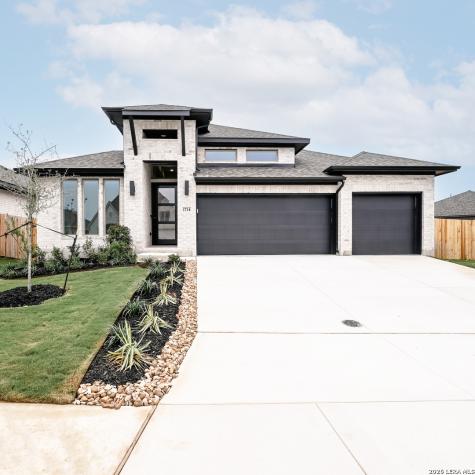 1734 Gyst Road Seguin TX 78155