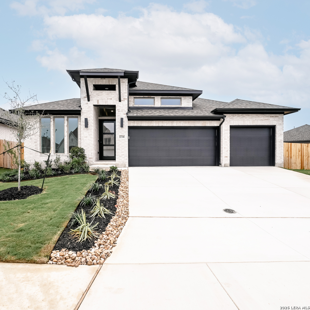 1734 Gyst Road Seguin TX 78155