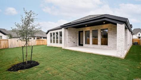 1734 Gyst Road Seguin TX 78155