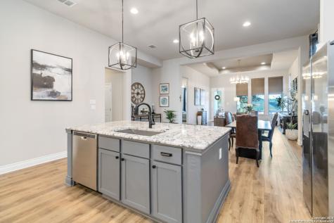 1030 Cadogan Squire San Antonio TX 78260
