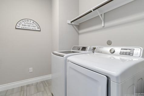 1030 Cadogan Squire San Antonio TX 78260