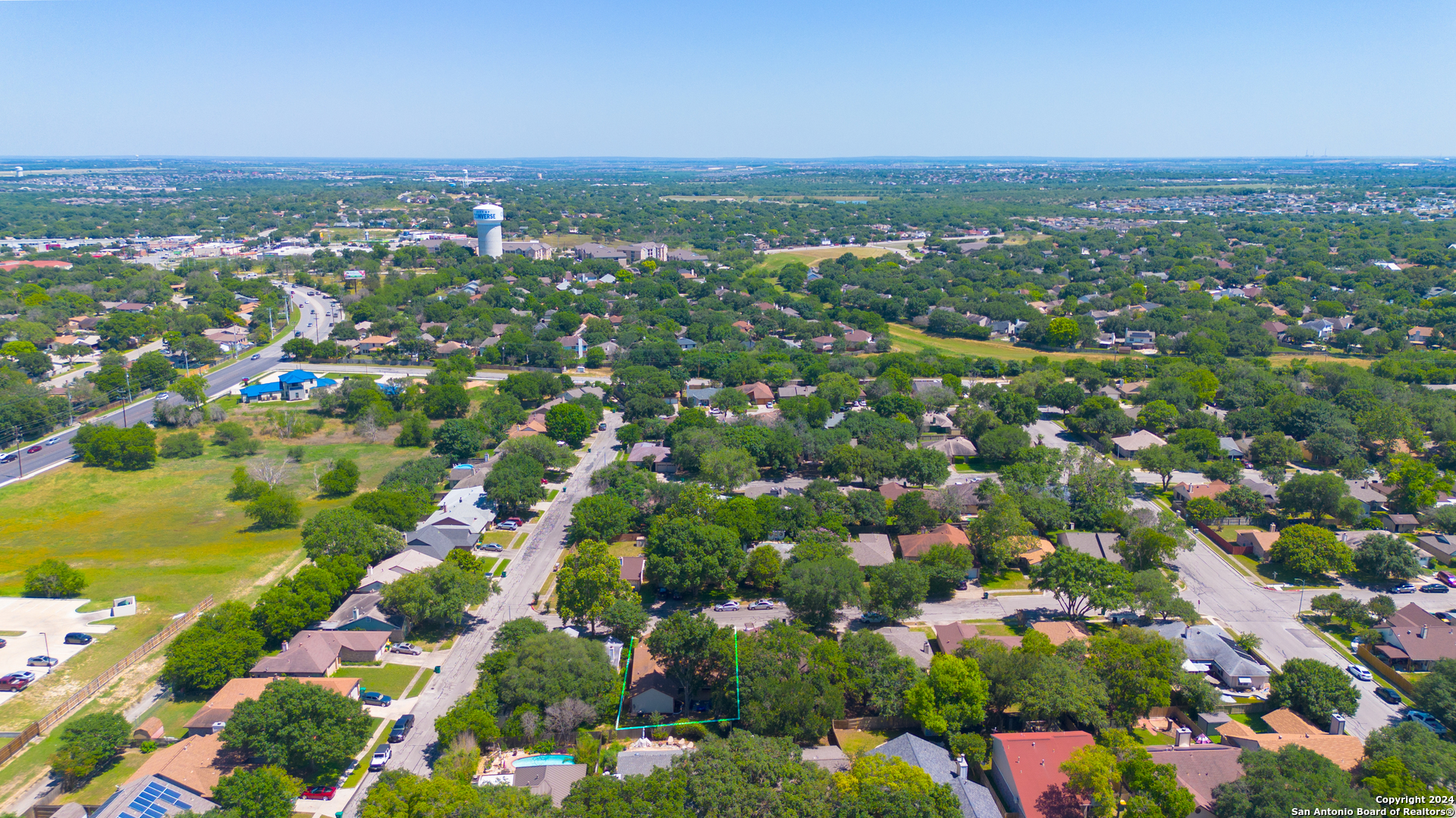 8027 Forest Bridge Live Oak TX 78233