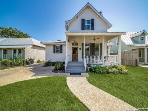 435 S Academy Avenue New Braunfels TX 78130