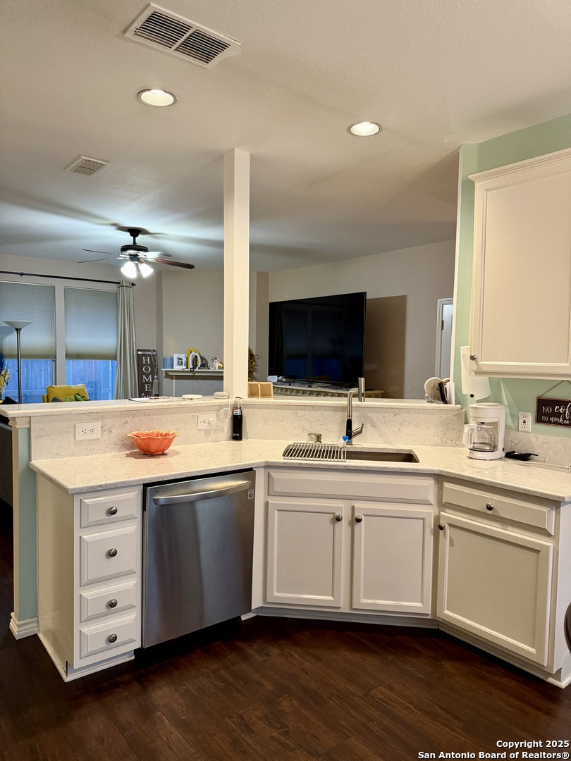 18 Brieley San Antonio TX 78250