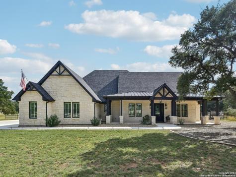 340 Appaloosa Hollow Bandera TX 78003