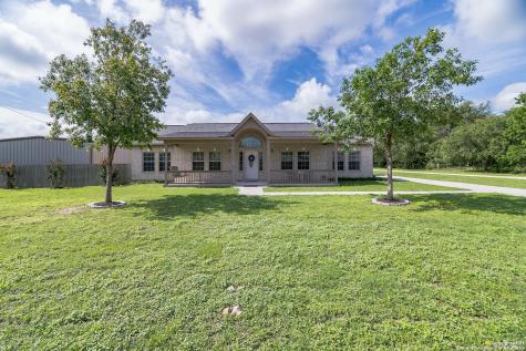 1607 Sagebiel Road Seguin TX 78155