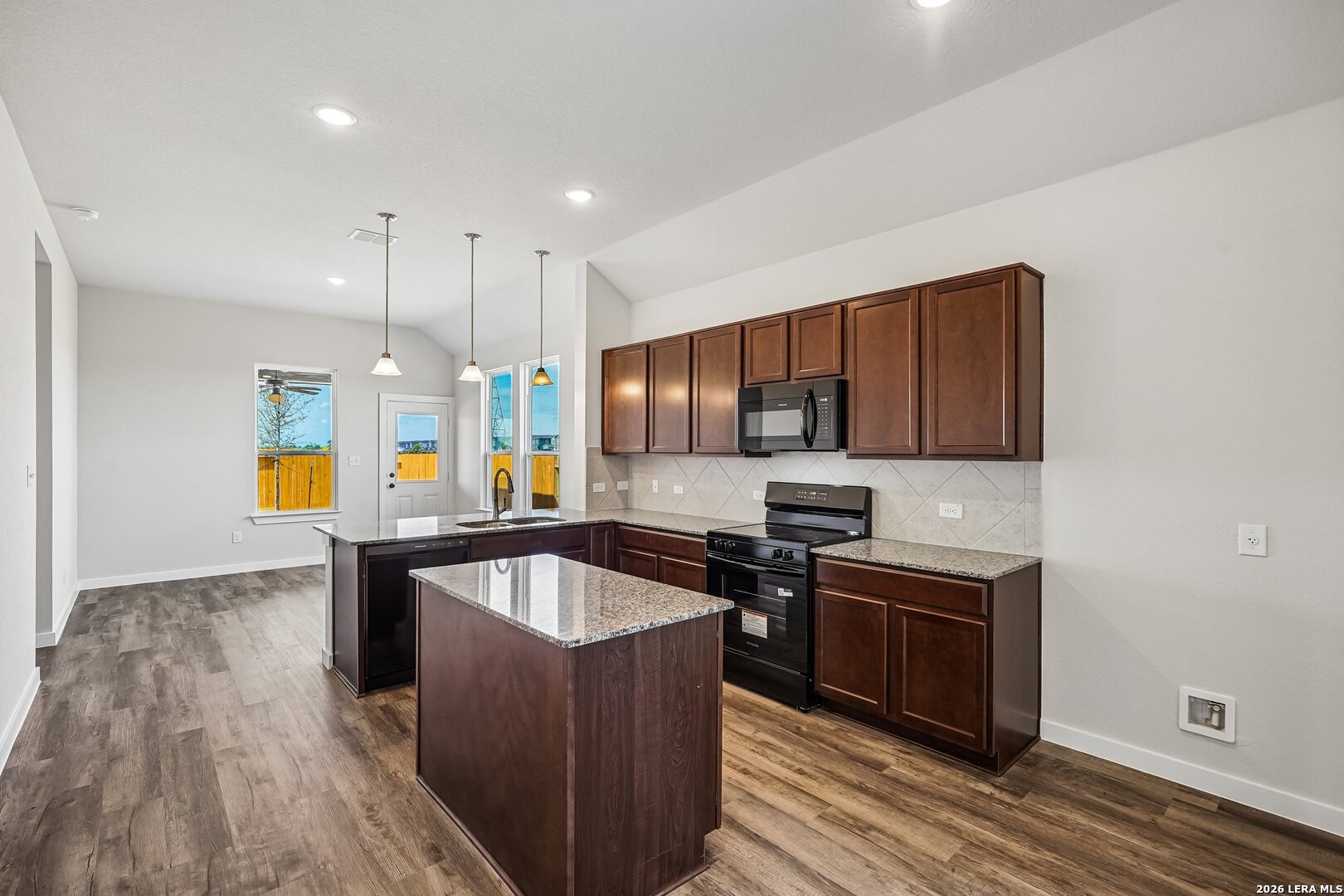 8640 Merlin Cove San Antonio TX 78222
