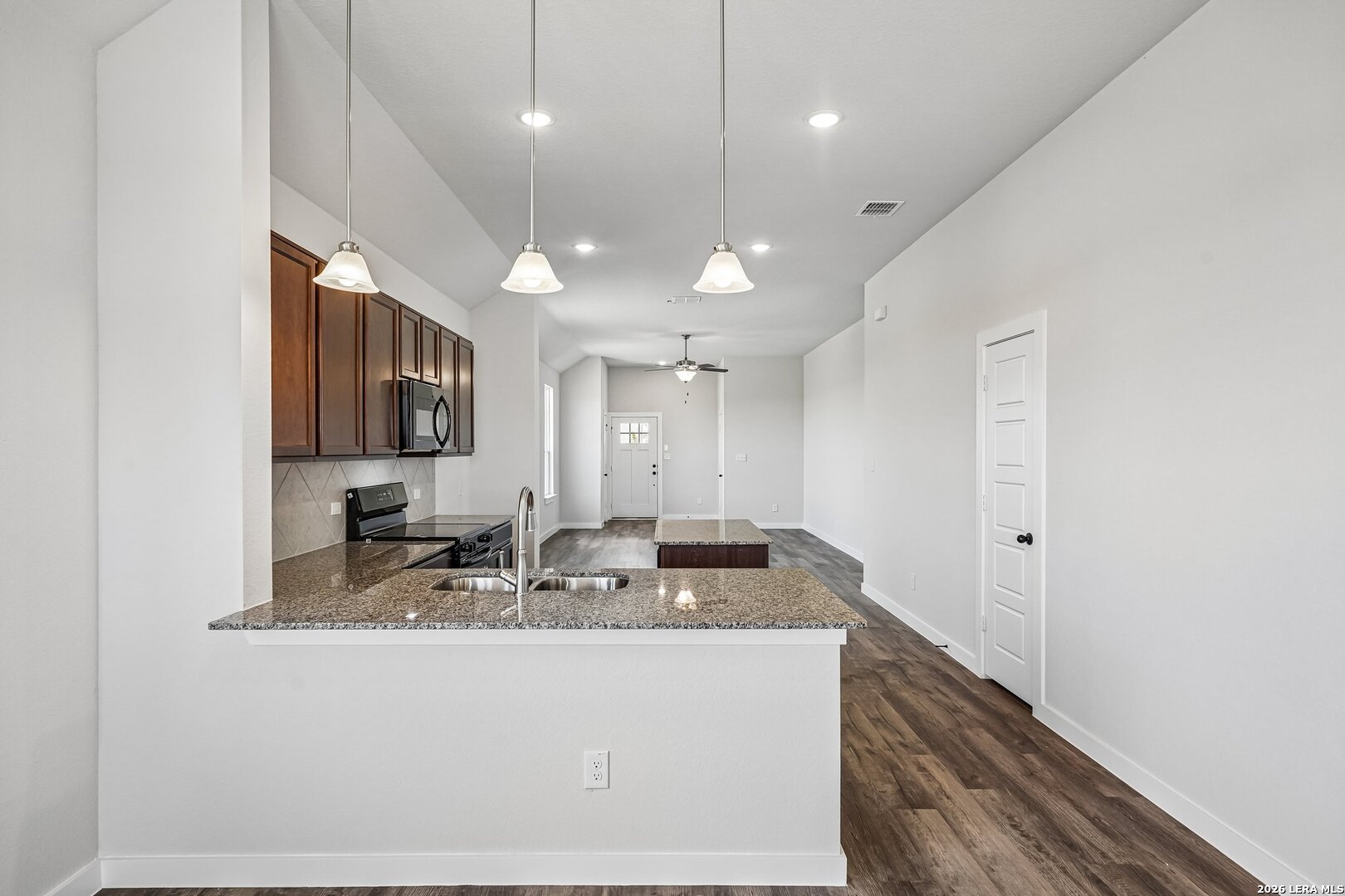 8640 Merlin Cove San Antonio TX 78222