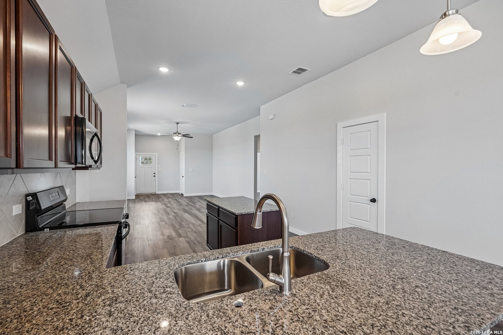 8640 Merlin Cove San Antonio TX 78222