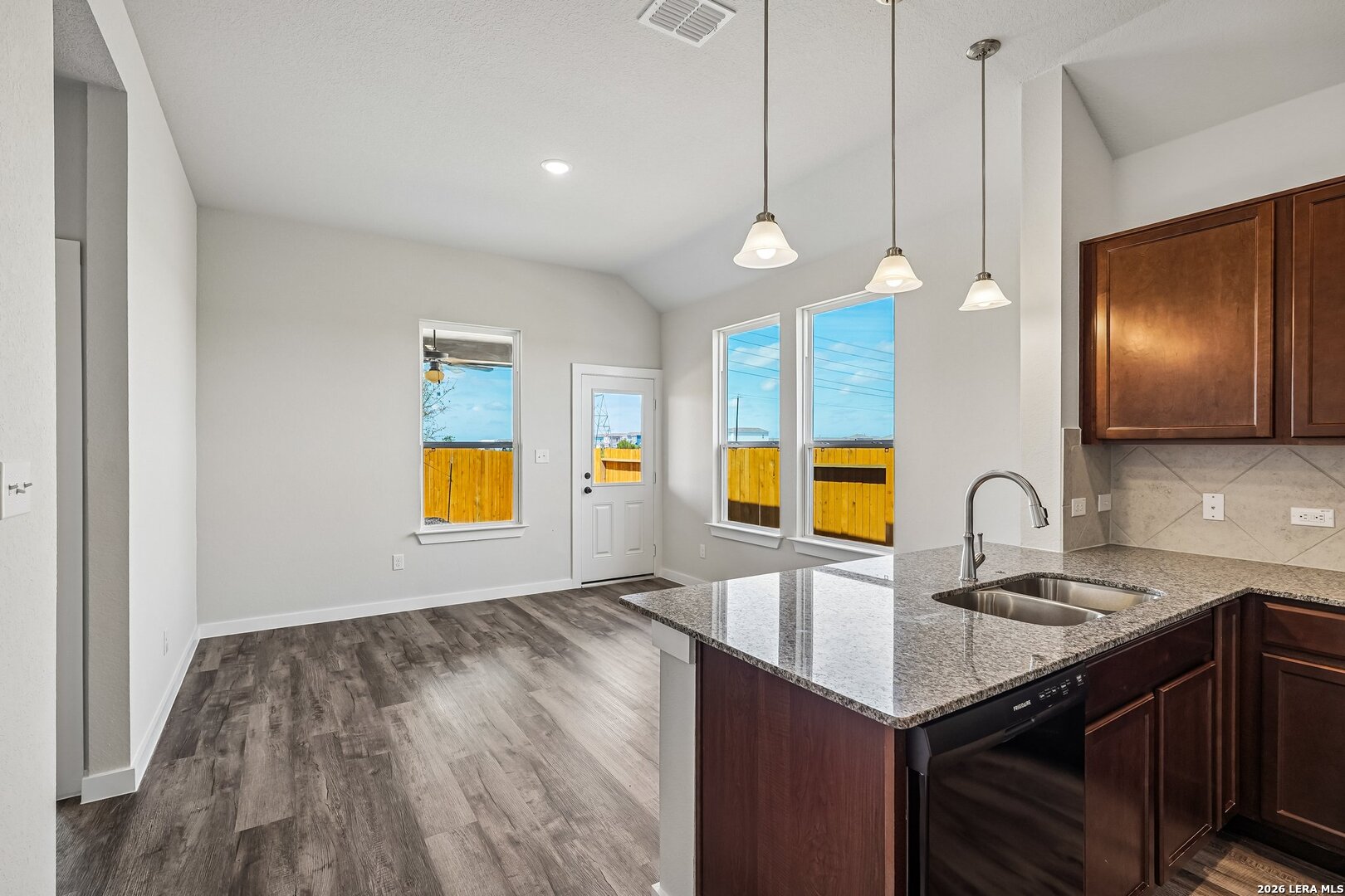 8640 Merlin Cove San Antonio TX 78222