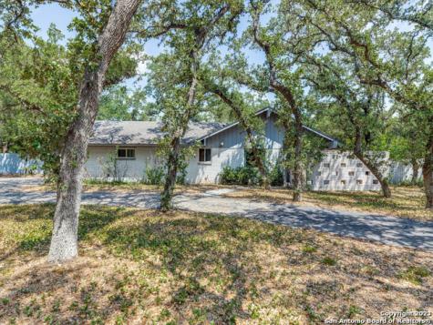 109 Broken Bough Lane Shavano Park TX 78231