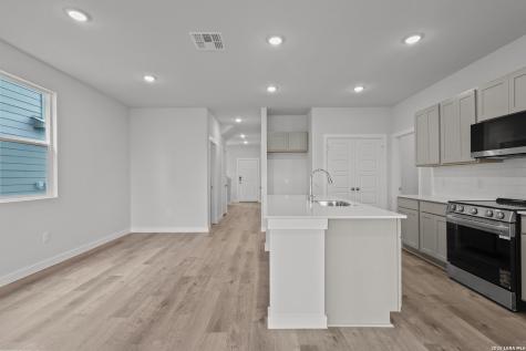 12467 Hurdelbrink Ranch San Antonio TX 78245