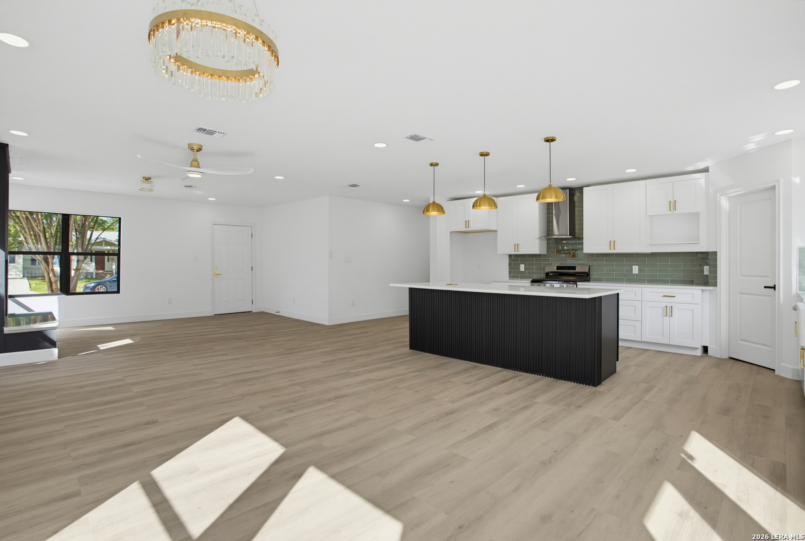 146 Larchmont San Antonio TX 78209