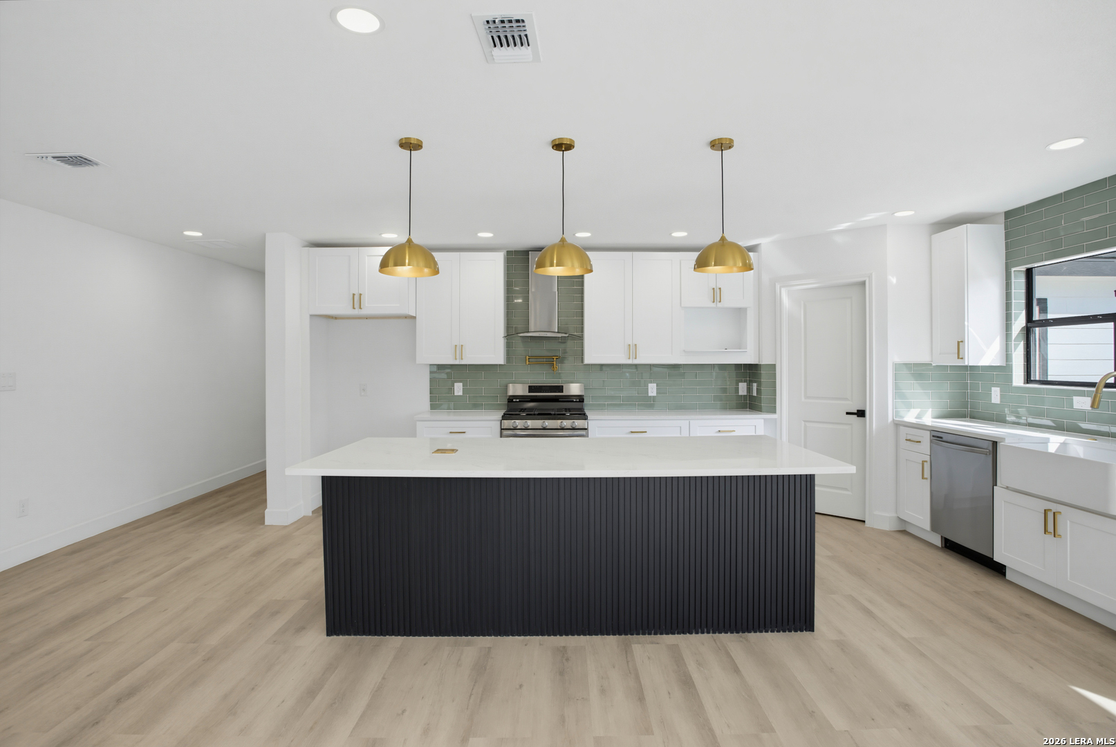 146 Larchmont San Antonio TX 78209