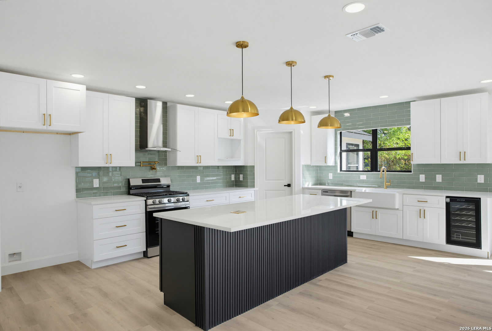 146 Larchmont San Antonio TX 78209