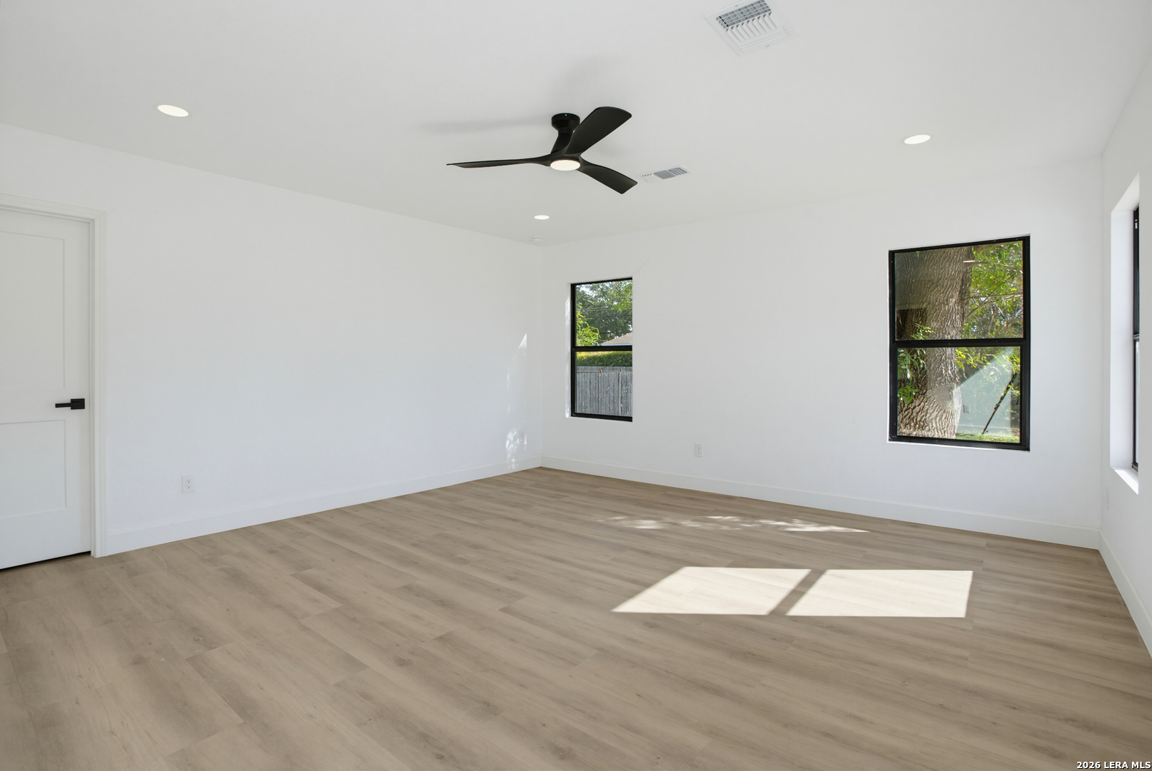 146 Larchmont San Antonio TX 78209