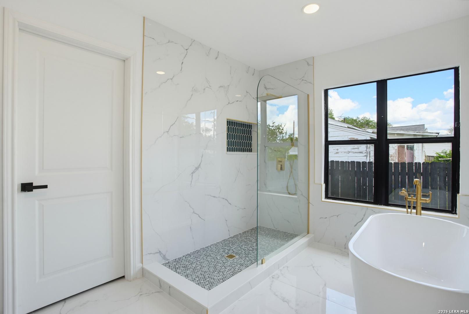 146 Larchmont San Antonio TX 78209