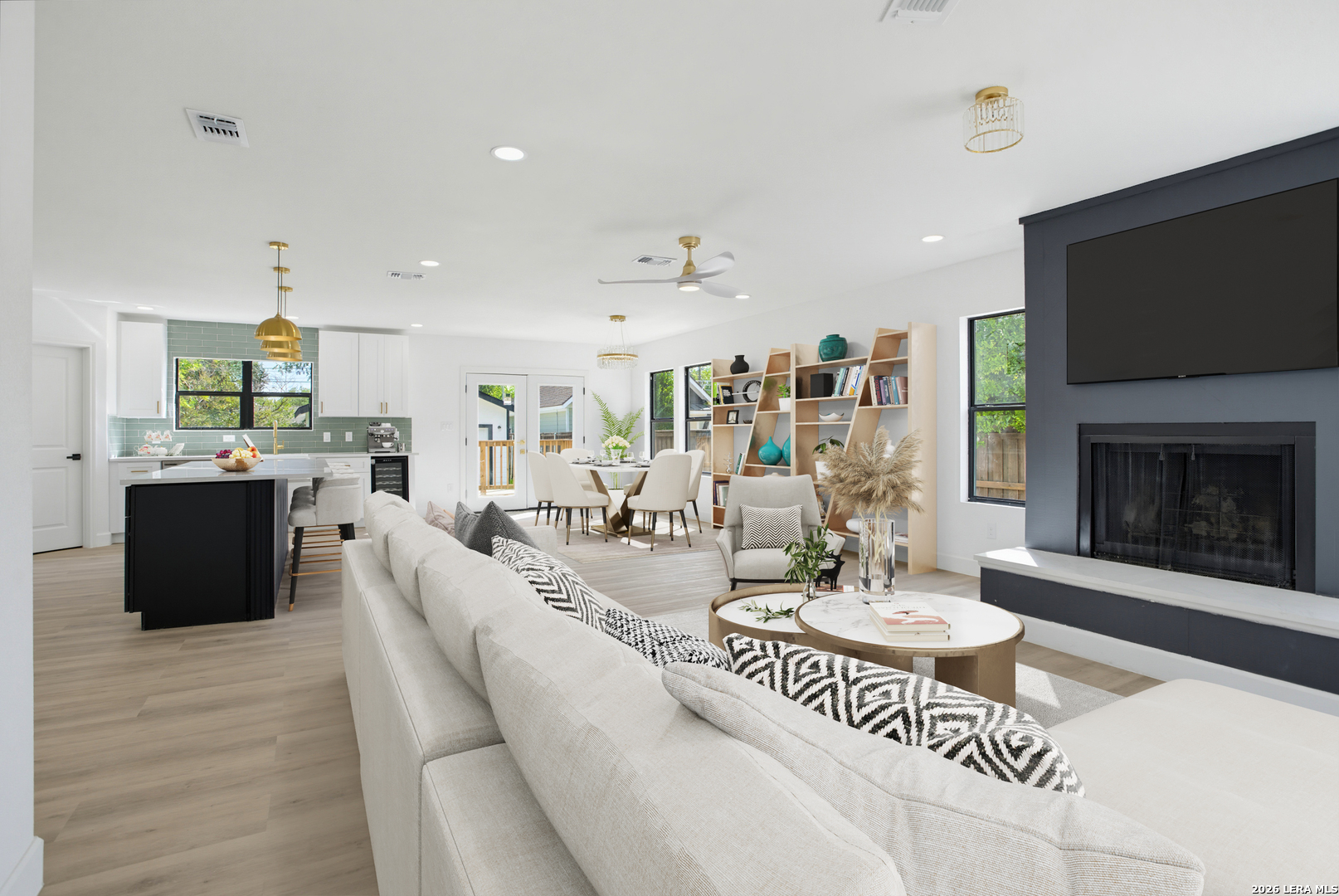 146 Larchmont San Antonio TX 78209