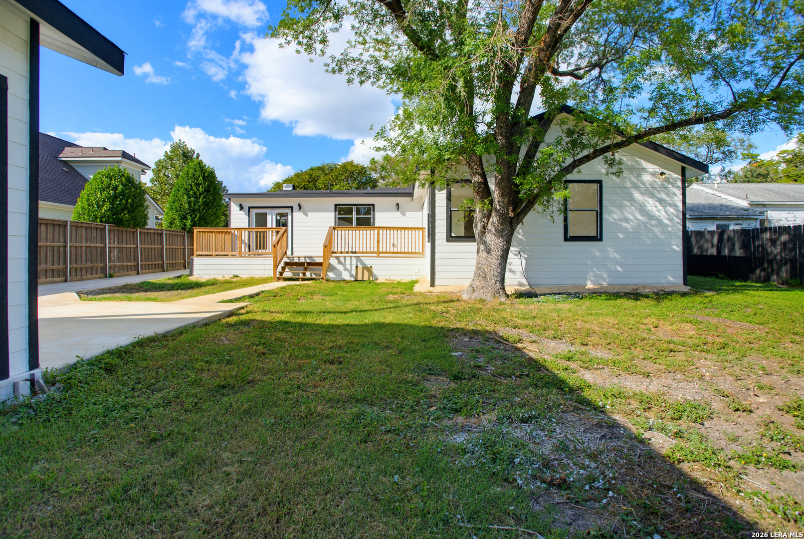 146 Larchmont San Antonio TX 78209