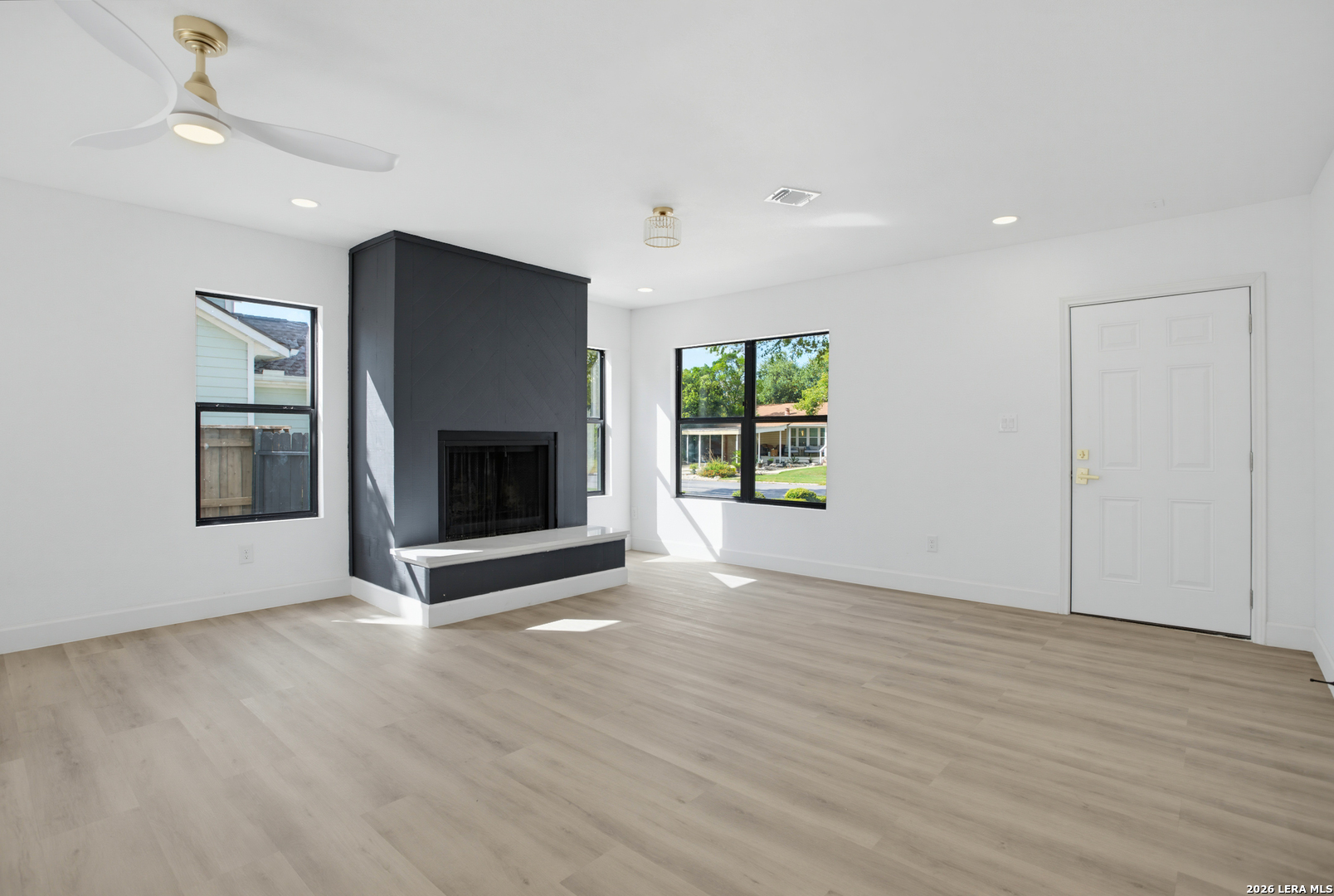 146 Larchmont San Antonio TX 78209