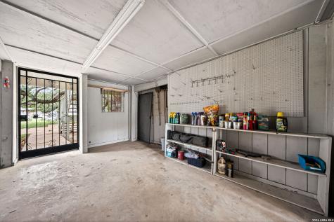 199 Lakeshore Drive S Bandera TX 78003