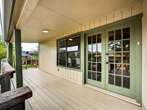 199 Lakeshore Drive S Bandera TX 78003