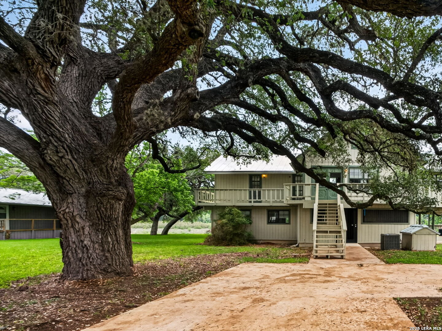 199 Lakeshore Drive S Bandera TX 78003