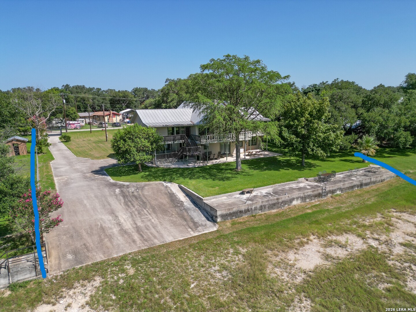 199 Lakeshore Drive S Bandera TX 78003