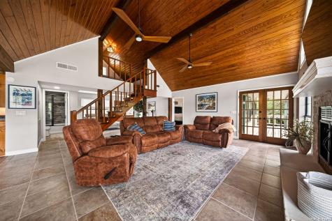 199 Lakeshore Drive S Bandera TX 78003