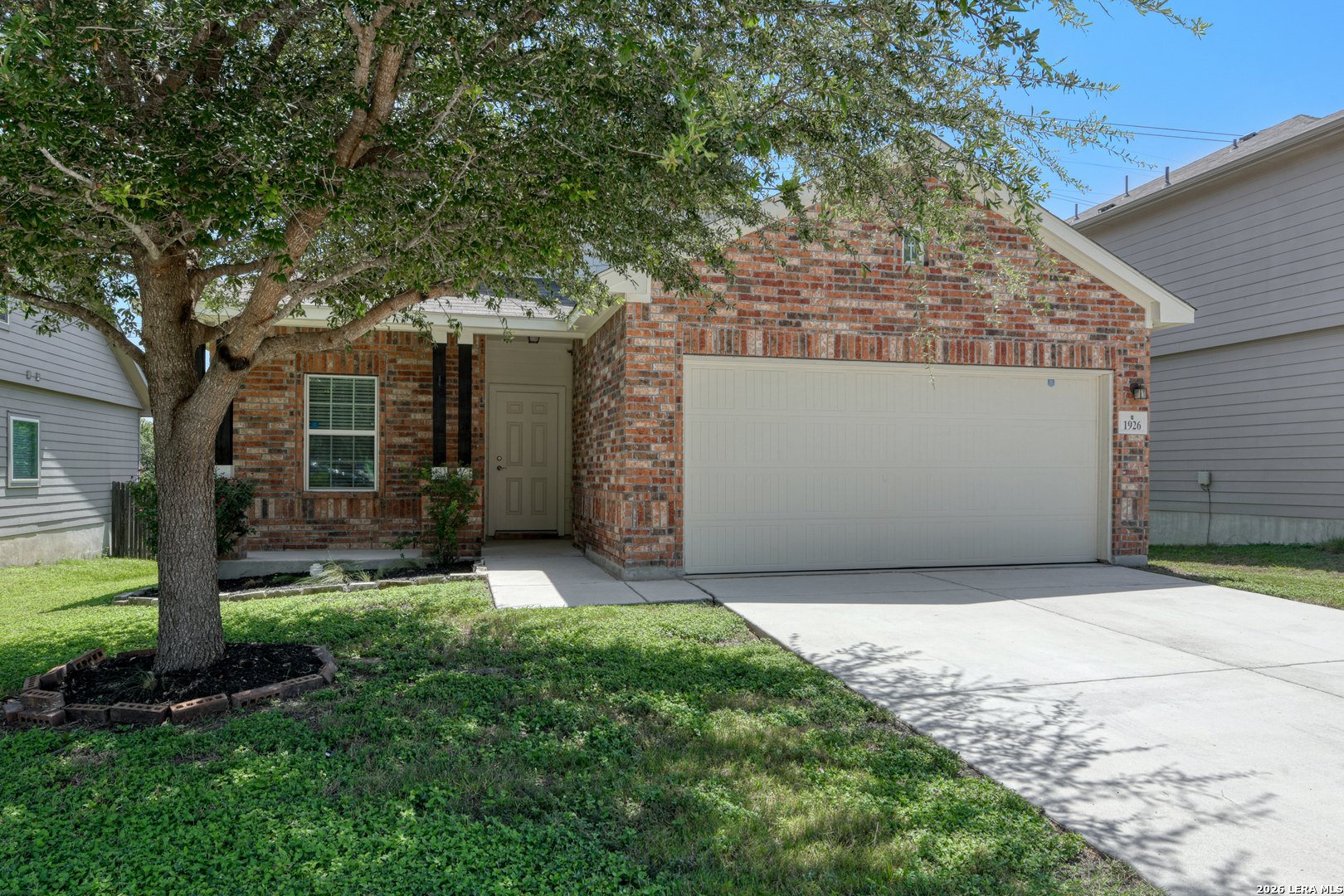 1926 Laurel Pathway San Antonio TX 78245