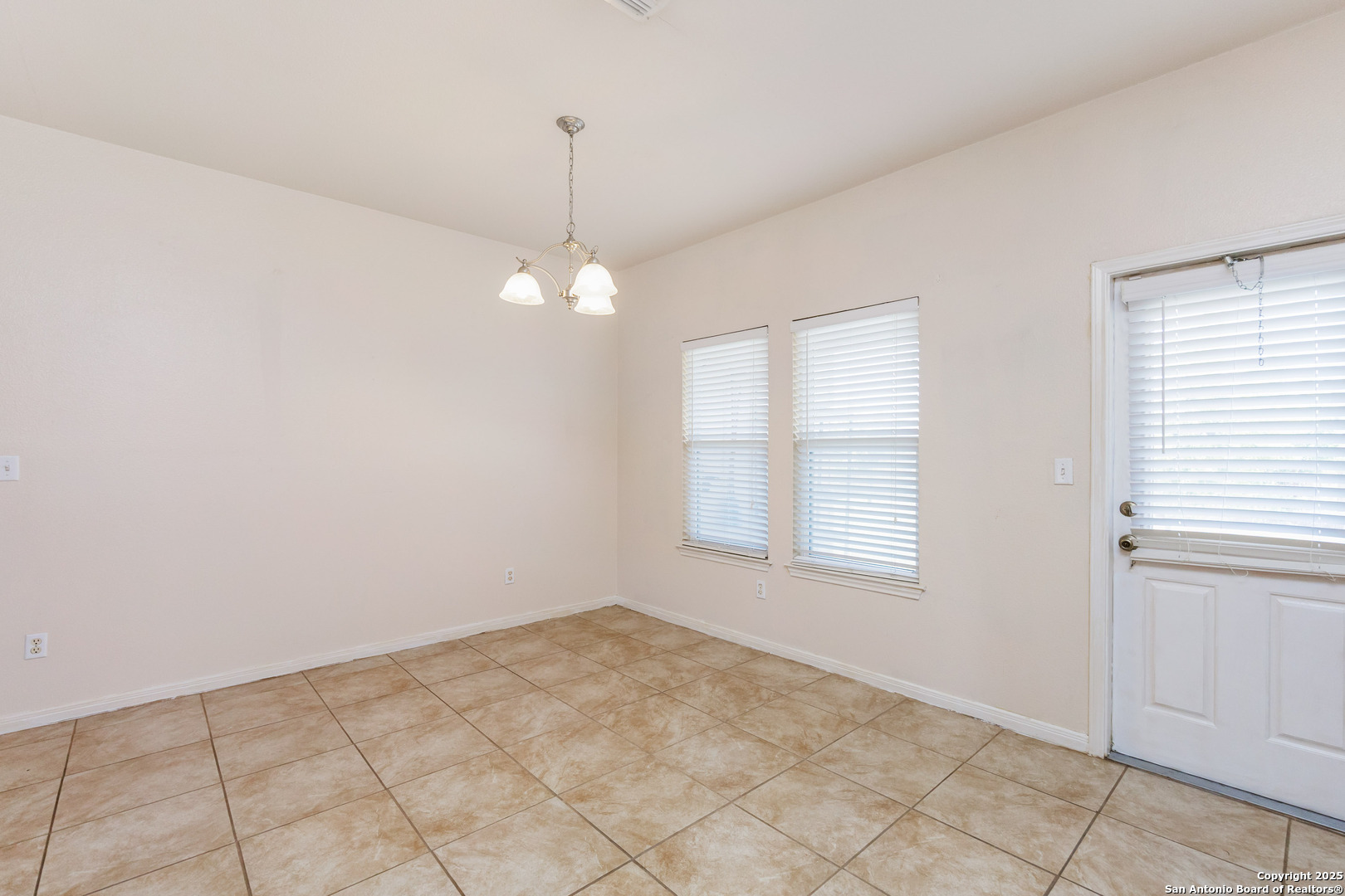 8009 Ventoso Street Corpus Christi TX 78414