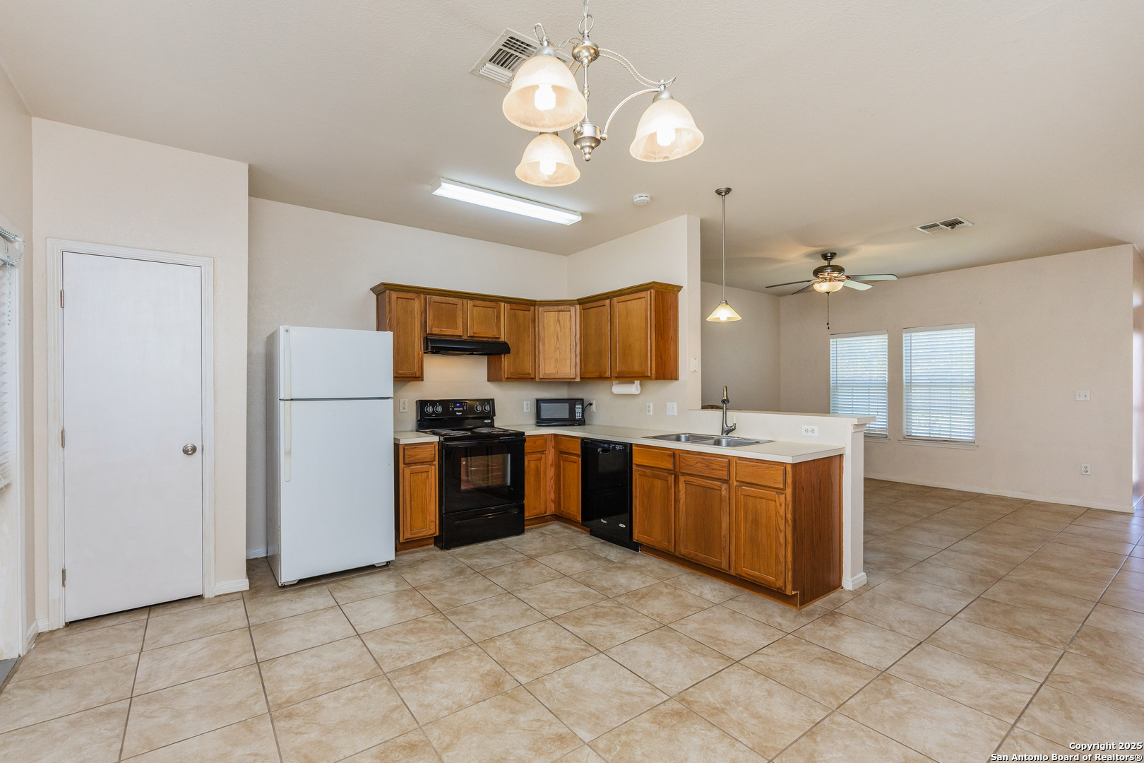 8009 Ventoso Street Corpus Christi TX 78414