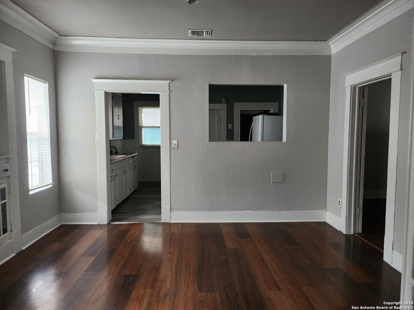 1137 W Magnolia San Antonio TX 78201