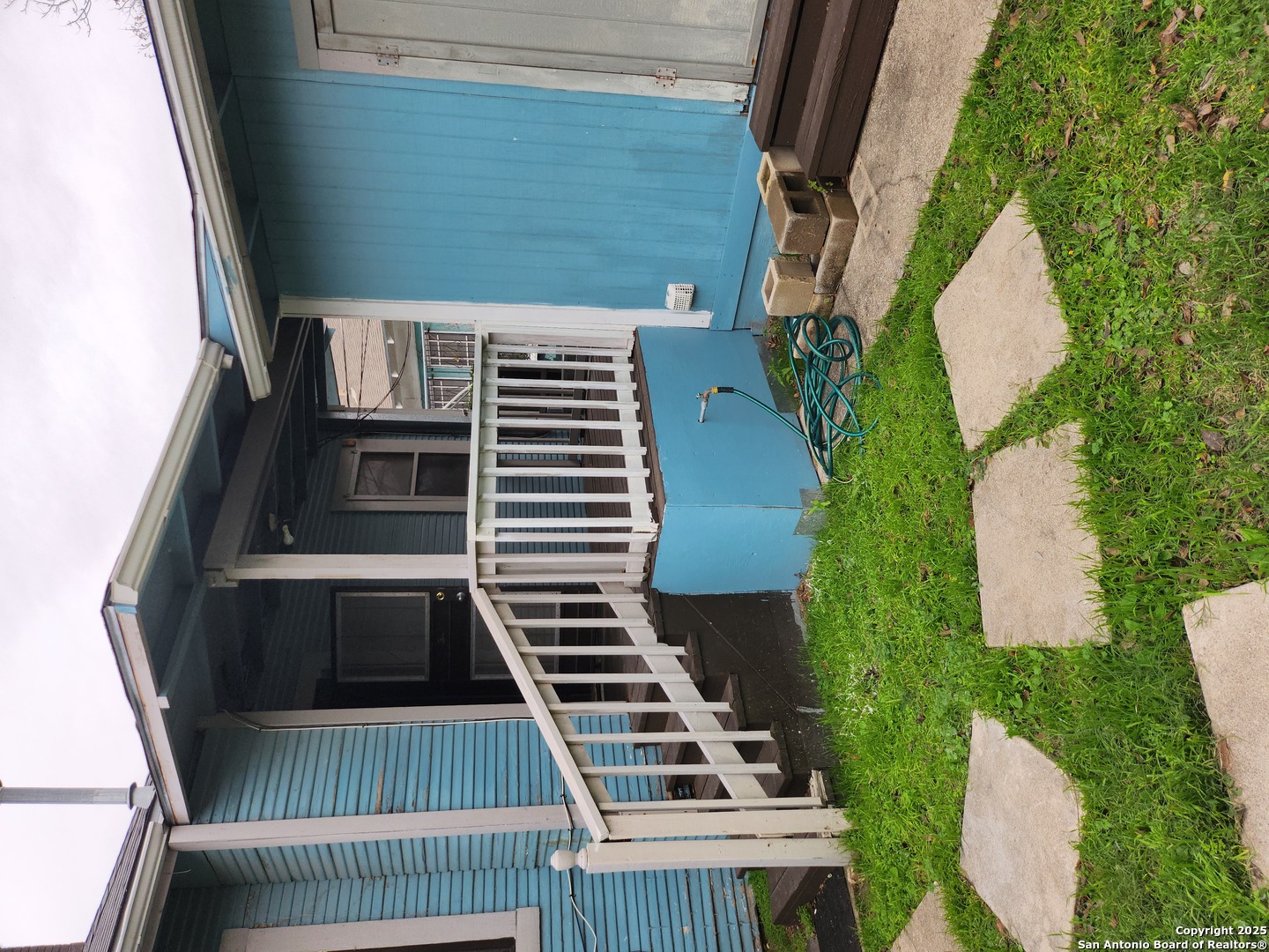 1137 W Magnolia San Antonio TX 78201