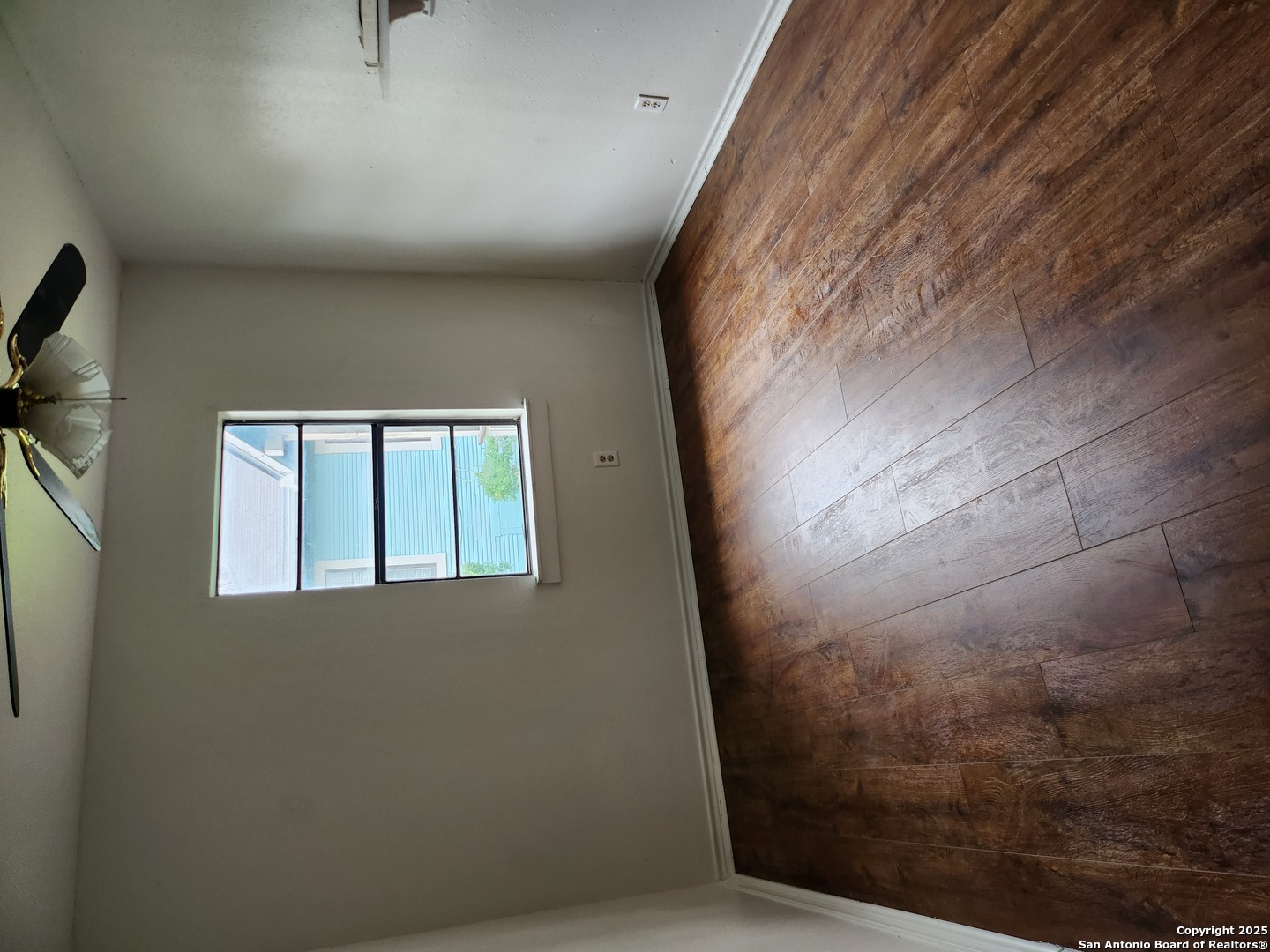 1137 W Magnolia San Antonio TX 78201
