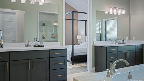 1925 Luna New Braunfels TX 78132